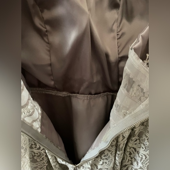 Le Chateau Champagne and Silver dress. Size 2 - Picture 5 of 9